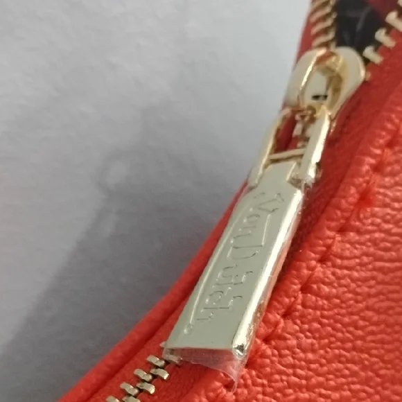 🔥NWT Von Dutch Coral Mini Shoulder Bag with Yellow Flame Logo 🔥🔥 - Picture 4 of 5